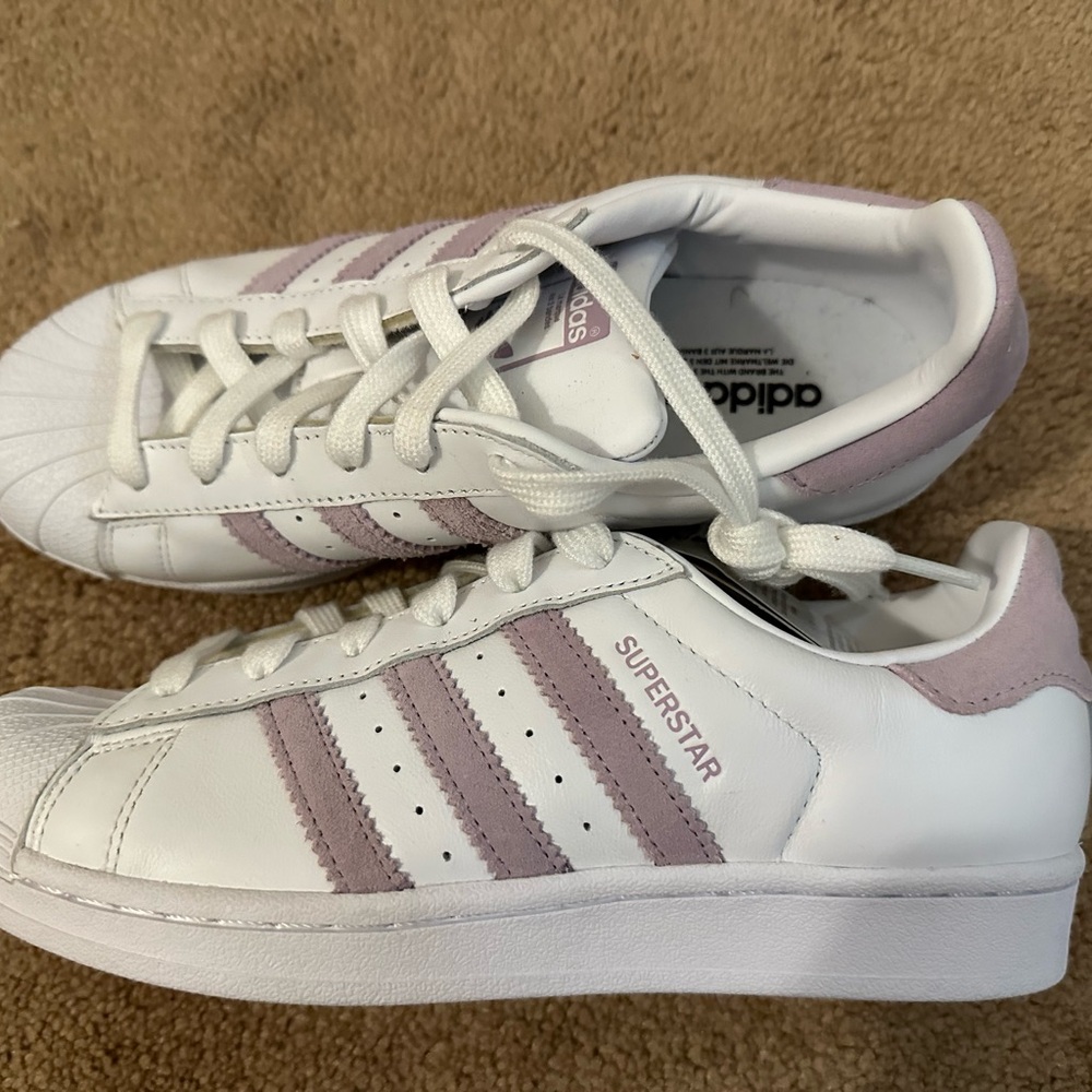 Adidas Superstar Women’s Size 6